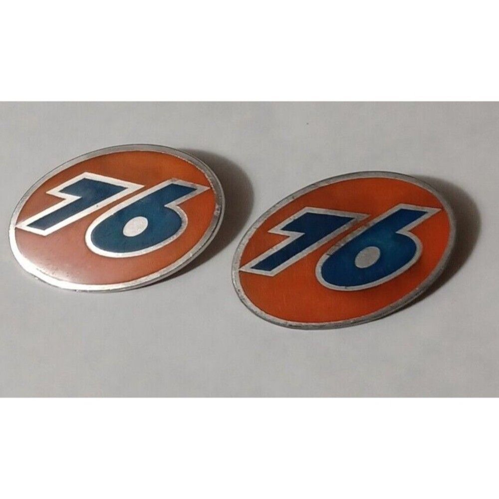 2 Button Pins Union Oil gasoline 76 Was Wore By Crew Very Very Rare